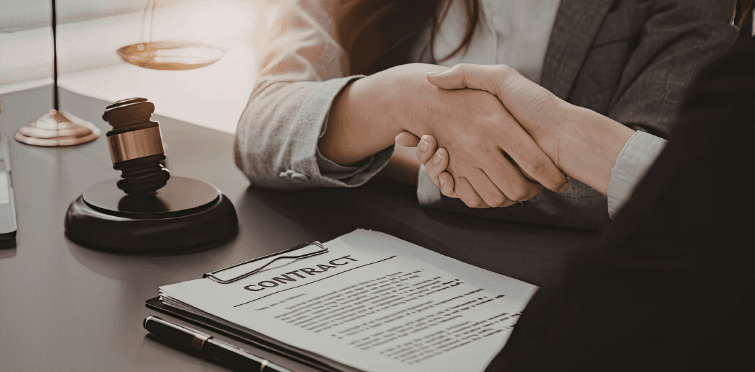 O que não pode faltar em um contrato empresarial para evitar conflitos futuros
